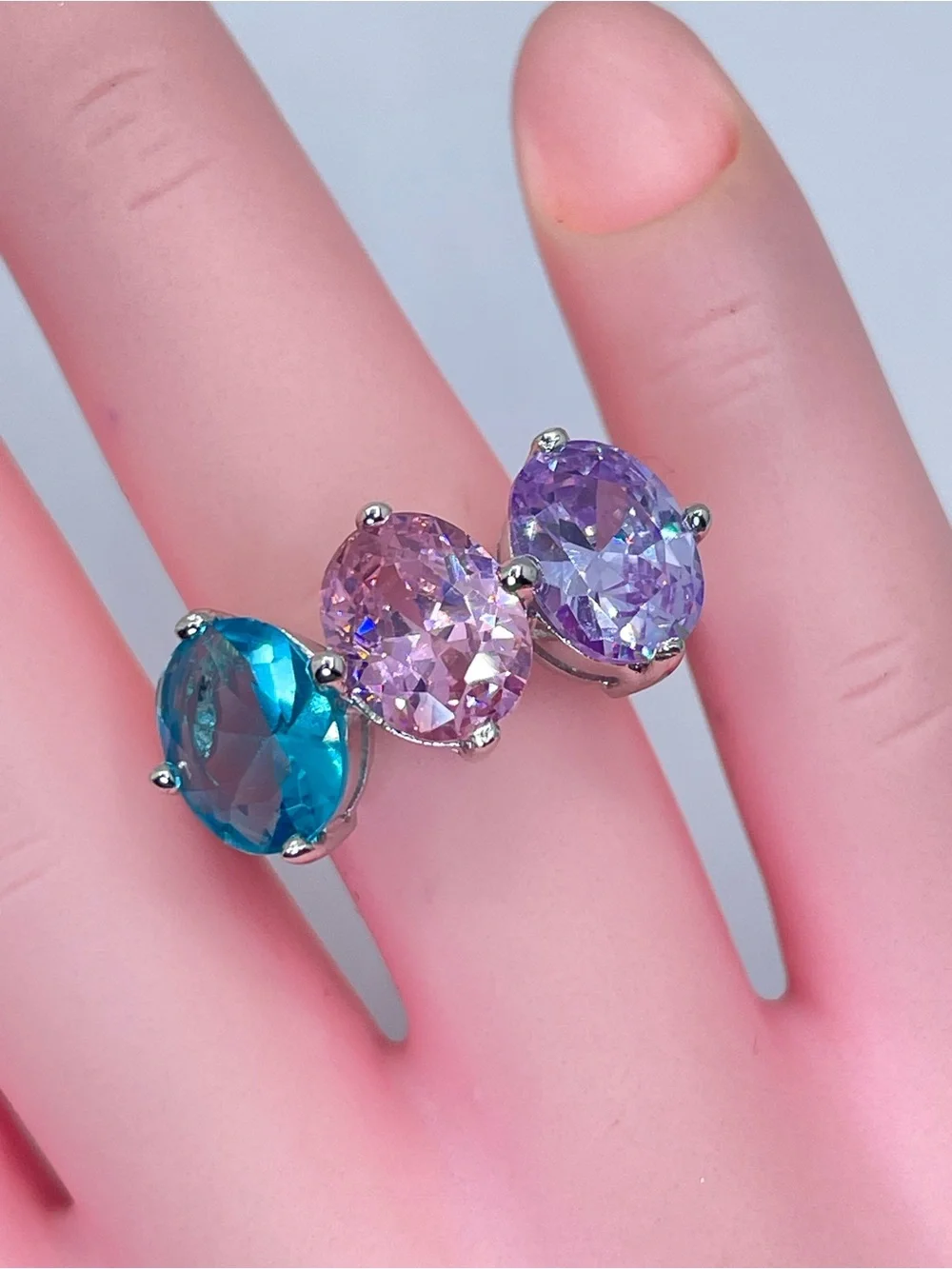 Swarovski Crystal Elements 3 Stone Silver Ring Pink Blue Purple Sz 7 Statement